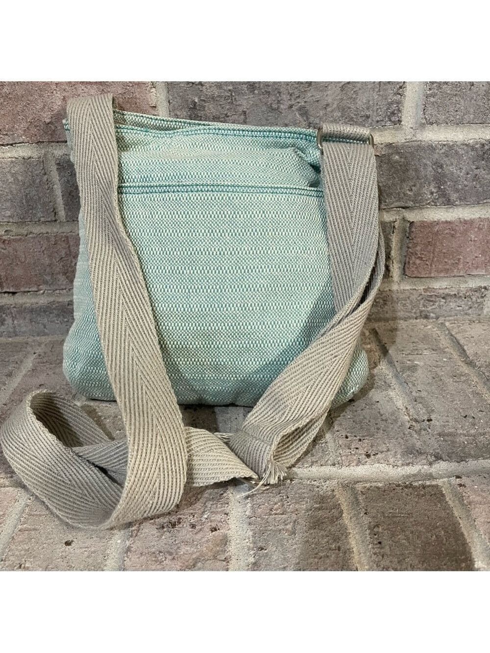 Chic Aqua Crossbody Bag with Initial B - Picture 5 of 8